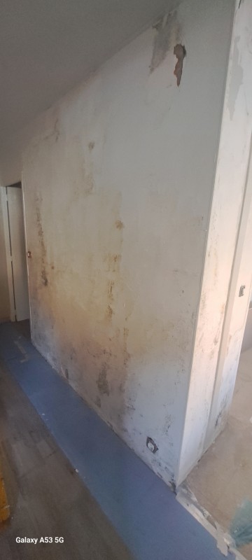 Rénovation d'un parquet au Cres près de Montpellier : Dégât des eaux et assurance