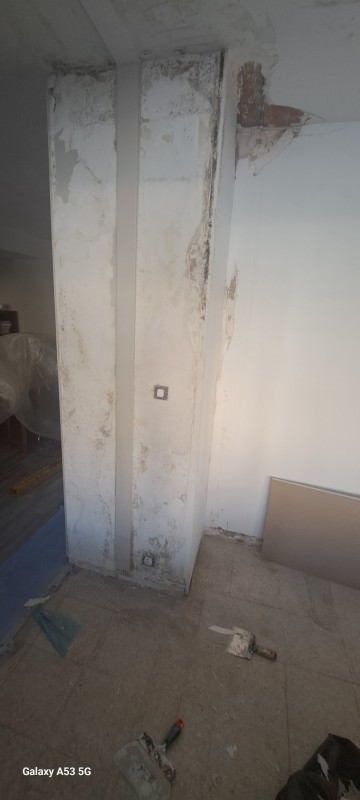 Rénovation d'un parquet au Cres près de Montpellier : Dégât des eaux et assurance