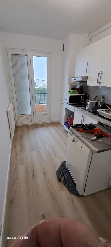 Traitement des fissures sur poutrelles remplacement du sol à Montpellier dans l'Hérault