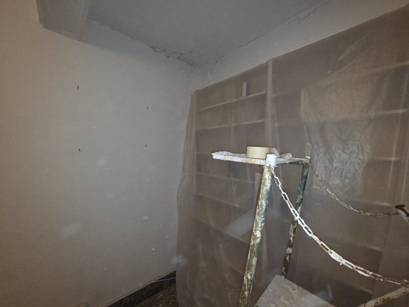 degat  des eaux sur castries pres de montpellier traité grosse fissure chambre