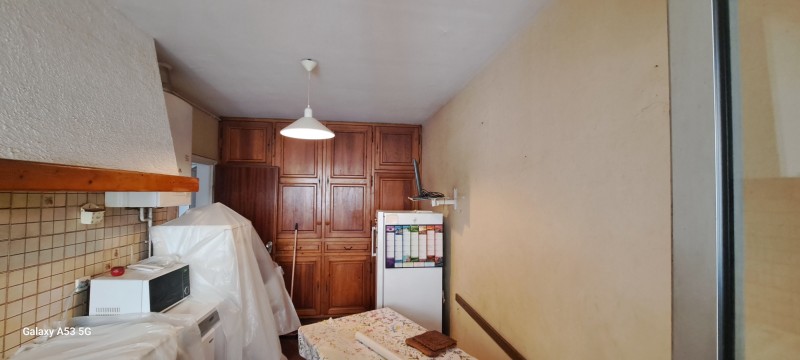 Réparation plafond refaire plâtre sur poutrelles et mise en peinture à Fabrègues proche de Montpellier