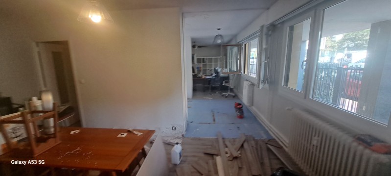 Rénovation d'un parquet au Cres près de Montpellier : Dégât des eaux et assurance