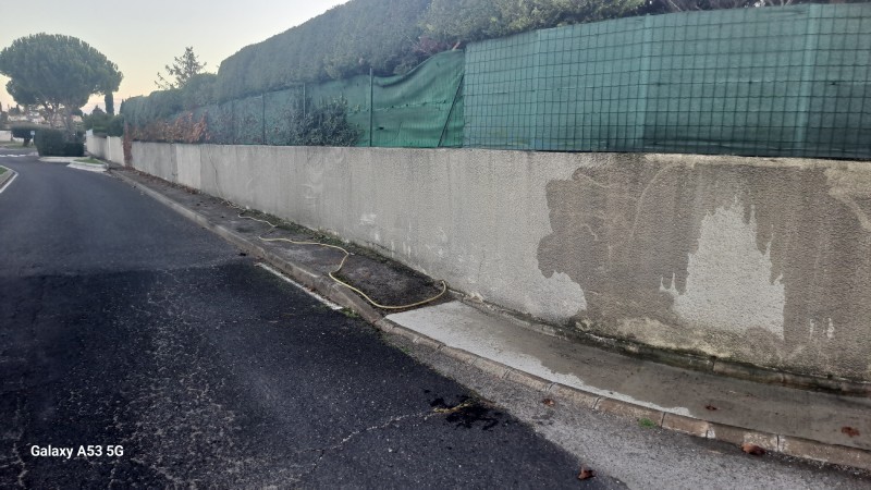 reparation clôture et mise en peinture au graco à Baillargues à côté de Montpellier 