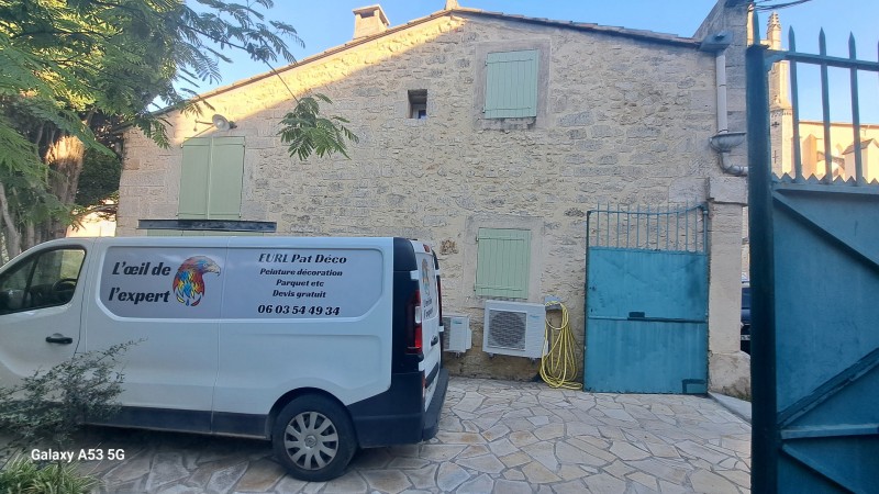 Chantier remise en état volets et grille avant / après sur Castries près de Montpellier