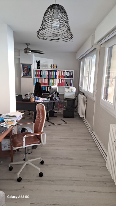 Rénovation d'un parquet au Cres près de Montpellier : Dégât des eaux et assurance