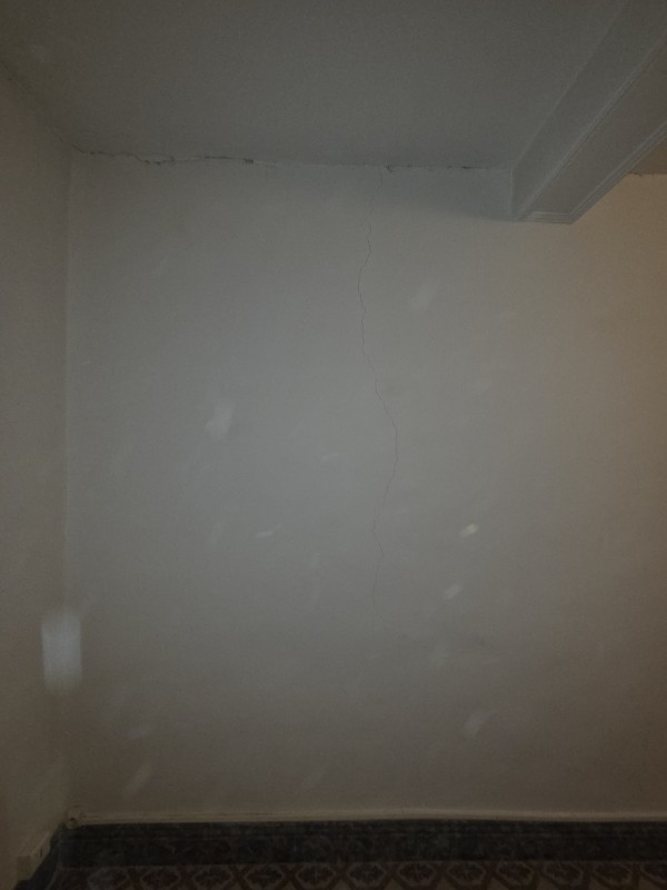 degat  des eaux sur castries pres de montpellier traité grosse fissure chambre