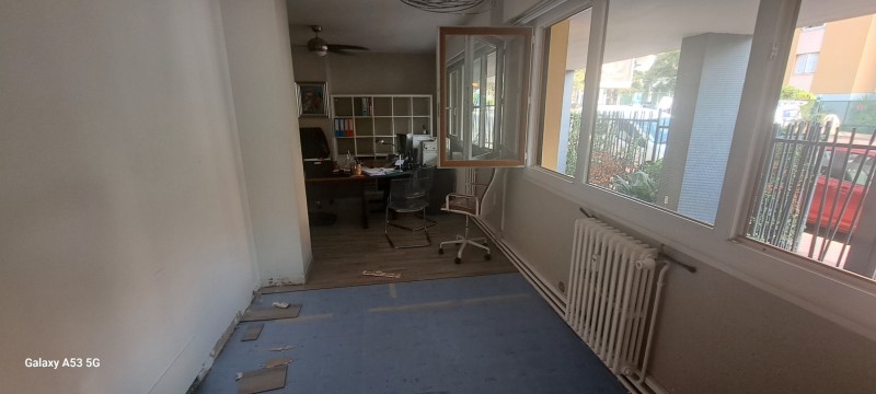 Rénovation d'un parquet au Cres près de Montpellier : Dégât des eaux et assurance