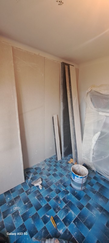 Travaux de peintures dans une maison à Pérols  