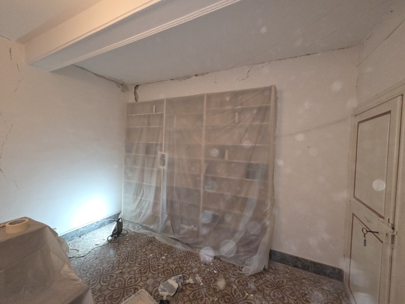 degat  des eaux sur castries pres de montpellier traité grosse fissure chambre