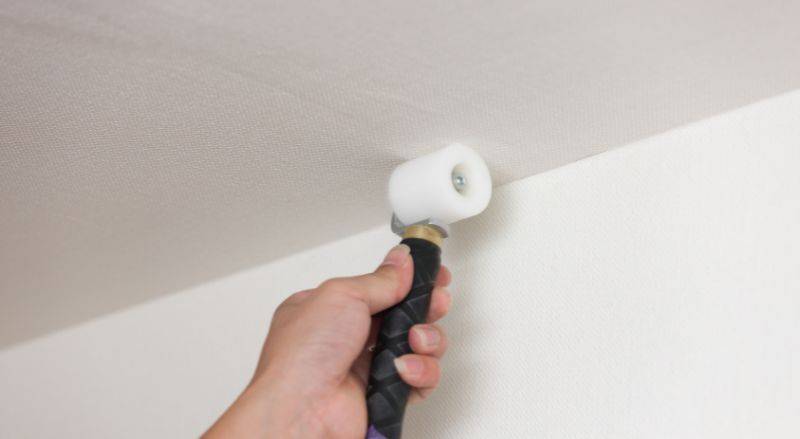 Rénovation d'un plafond abîmé à Montpellier